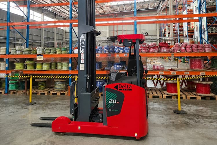 Forklift rental in action