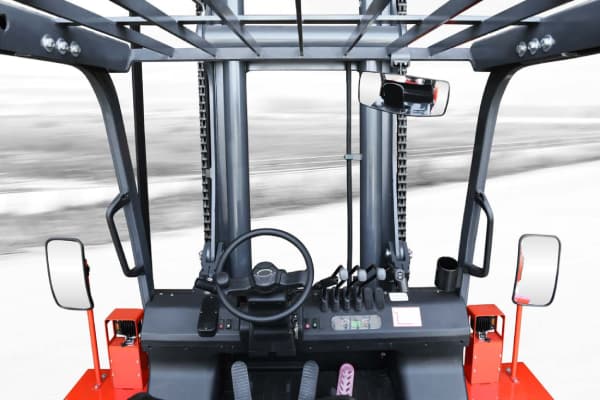 DeltaLift 14-18 Ton Diesel Forklift